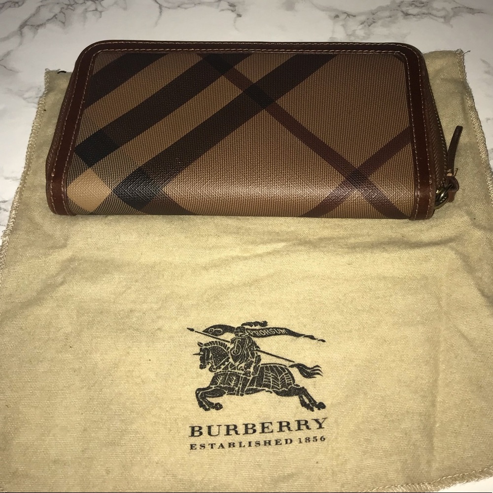 Burberry smoked zip around wallet